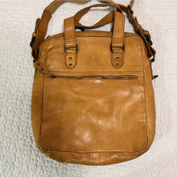 Aunts & Uncles Goody Tan Leather Satchel with Laptop Compartment - Picture 5 of 16